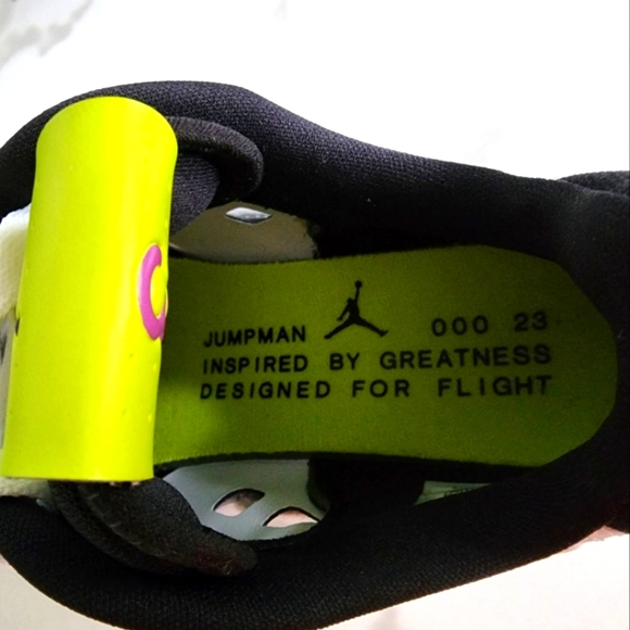 Jordan Air Max 200. Size 7 men. (8/8.5 women) - Picture 6 of 7